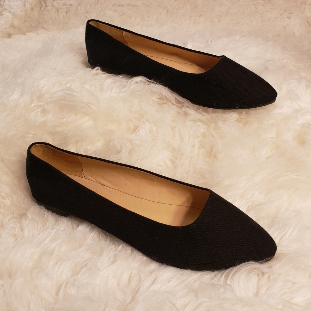 B.F.T. Black Ballerina Flats